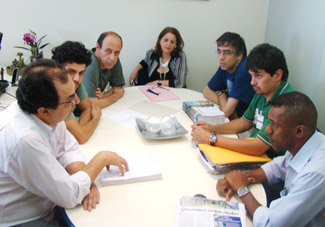 Entrega do abaixo-assinado do vale refeição