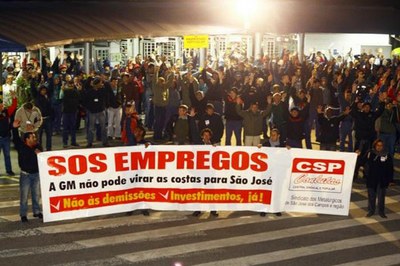 Metalúrgicos da GM de SJC lutam para manter empregos