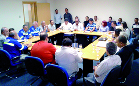 Reunião na SRTE denuncia a falta de pagamento aos trabalhadores da Façon