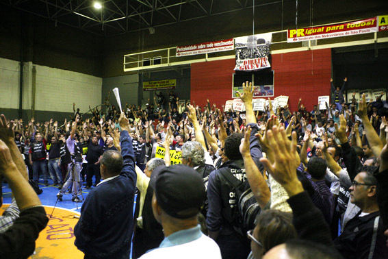 Metroviários entram em Estado de Greve. Nova ASSEMBLEIA dia 27/5, terça-feira