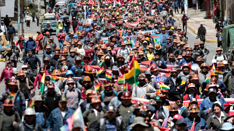 Nota do Sindicato: Todo APOIO ao povo BOLIVIANO