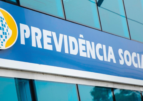 A fila do INSS tem dificultado o recebimento de benefícios!  Veja o que fazer!